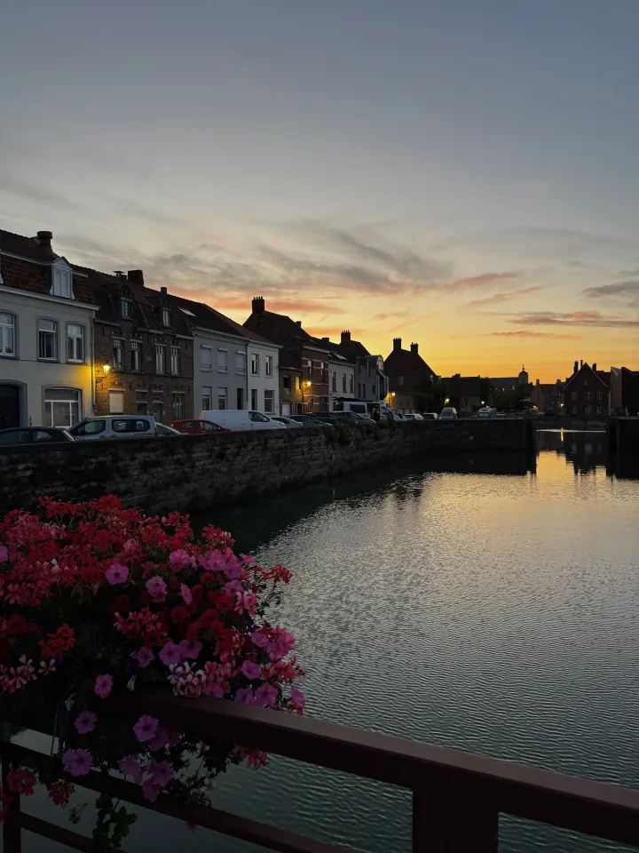 Bruges, photo 1 of 2